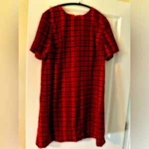 Beautiful nwt velvet Draper James dress 14